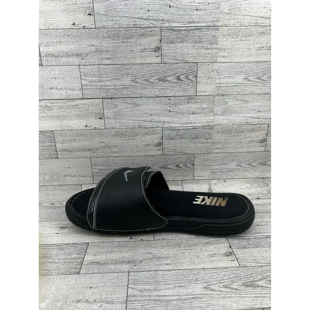 Nike comfort footbed